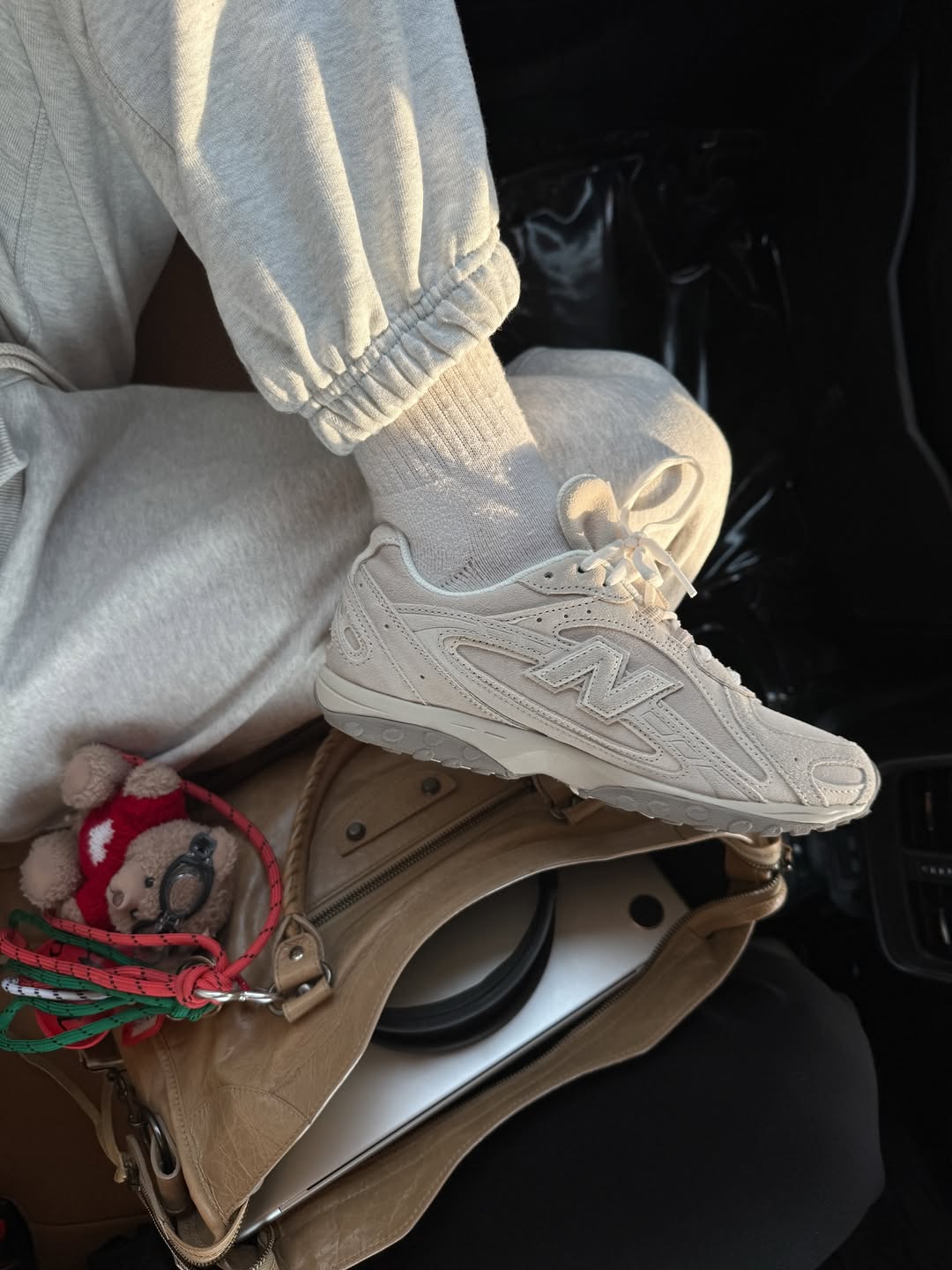 Soft-Power Sneakers: Why New Balance’s 204L in Timberwolf & Mushroom Own the Moment