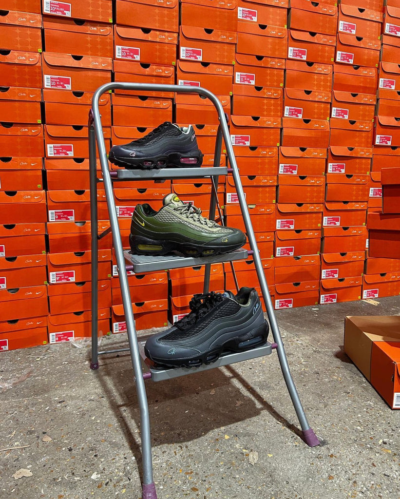 FOOTWEAR
